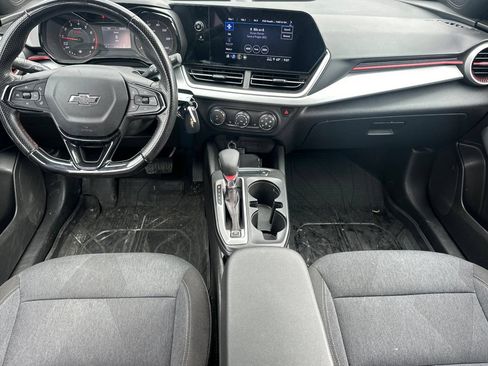 Used 2024 Chevrolet Trax RS w/ Driver Confidence Package FWD image 15