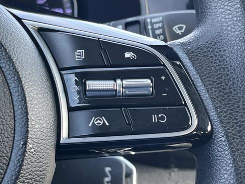 Used 2023 Kia Forte LXS image 30