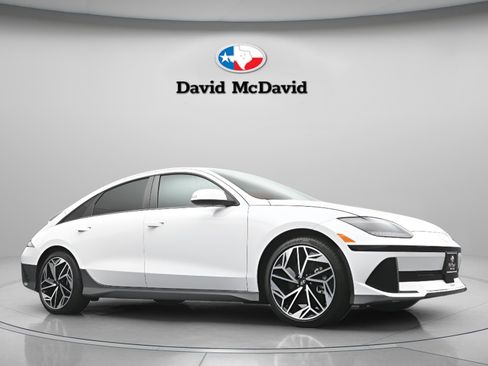Used 2024 Hyundai Ioniq 6 SEL RWD image 27