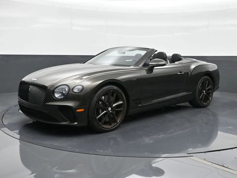 Certified 2024 Bentley Continental GT V8 AWD/4WD image 1