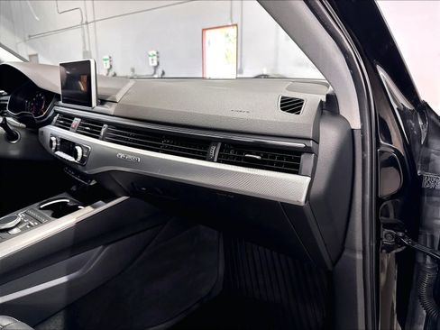 Used 2017 Audi A4 2.0T Premium w/ Audi MMI Navigation Plus AWD/4WD image 17