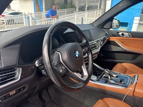 Used 2019 BMW X5 xDrive40i w/ Luxury Seating Package image 13
