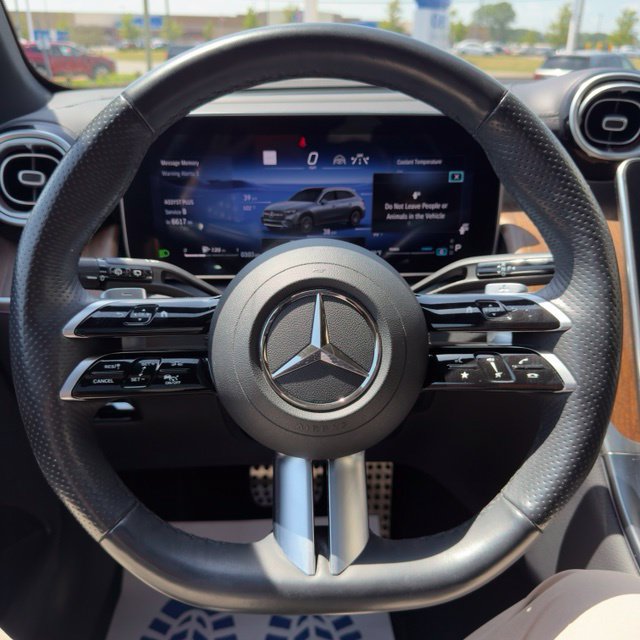 Used 2023 Mercedes-Benz GLC 300 4MATIC image 19