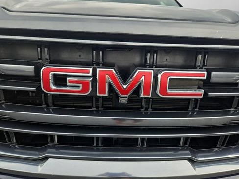 Used 2022 GMC Yukon XL AT4 w/ Technology Package AWD/4WD image 41