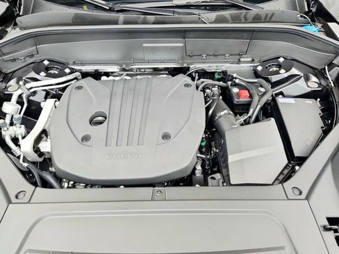New 2026 Volvo XC90 B5 Plus image 29
