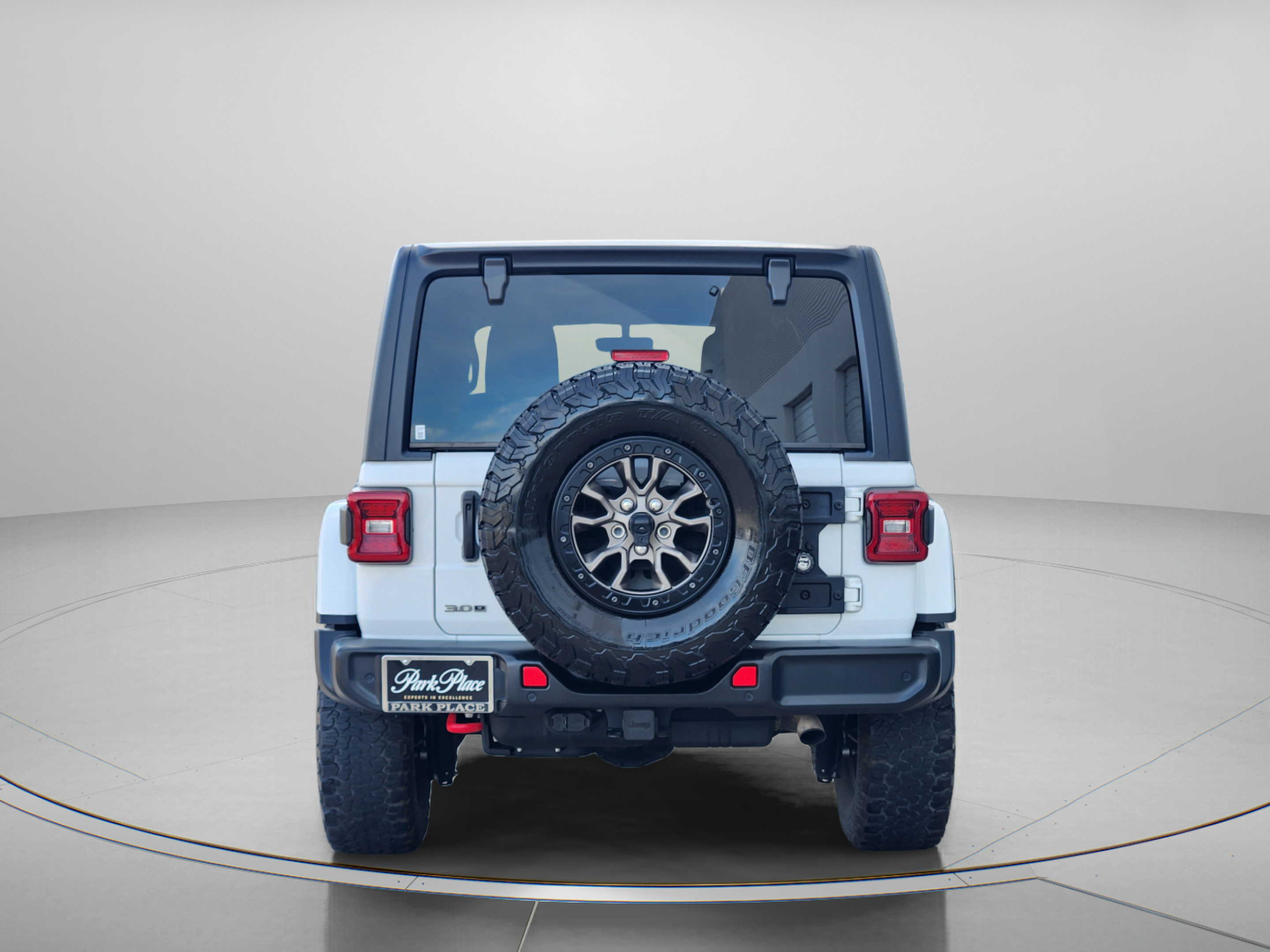 Used 2023 Jeep Wrangler Unlimited Rubicon AWD/4WD image 4
