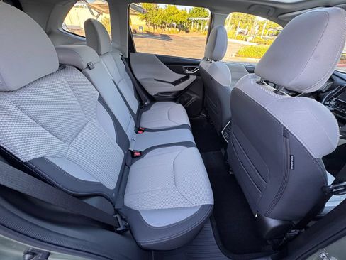 Used 2019 Subaru Forester Premium AWD/4WD image 15