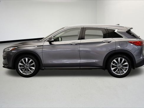 Used 2021 INFINITI QX50 Luxe w/ Cargo Package image 2