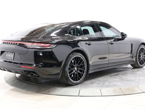 Used 2021 Porsche Panamera Turbo S w/ Assistance Package AWD/4WD image 4