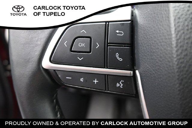 Used 2023 Toyota Highlander XLE FWD image 25