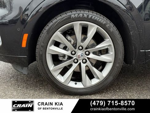 Used 2022 Buick Envision Avenir w/ Technology Package II FWD image 34