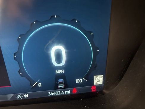 Used 2024 Ford F250 Platinum w/ Snow Plow Prep Package image 23