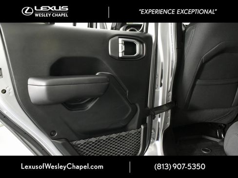 Used 2018 Jeep Wrangler Unlimited Sport S image 21