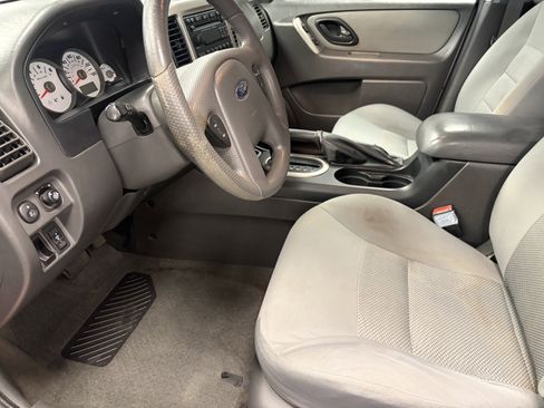 Used 2007 Ford Escape XLT FWD image 9
