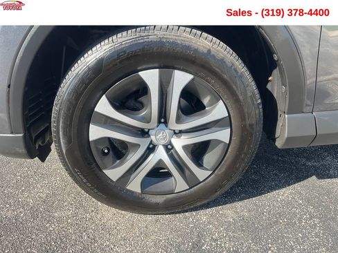 Used 2017 Toyota RAV4 LE w/ All Weather Liner Package AWD/4WD image 10