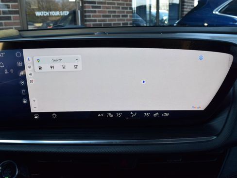 Used 2025 Buick Envision Preferred image 34