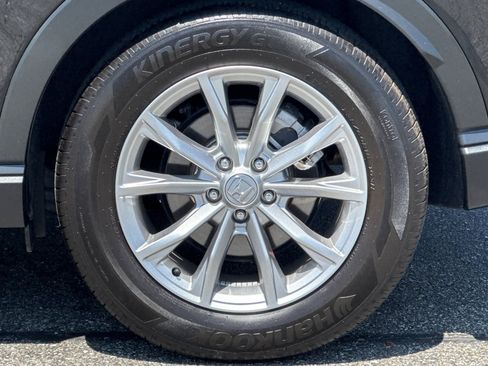 Used 2025 Honda CR-V EX-L image 11
