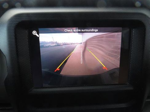 Used 2021 Jeep Gladiator Willys image 21