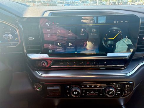 Used 2023 Chevrolet Silverado 1500 High Country RWD image 23