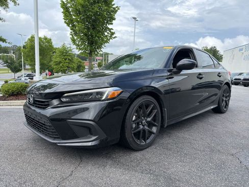 Used 2023 Honda Civic Sport image 1