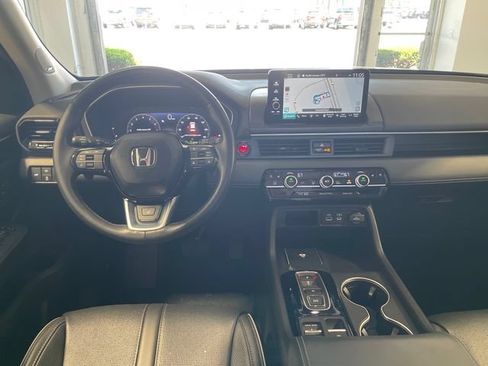 Certified 2023 Honda Pilot Elite image 19