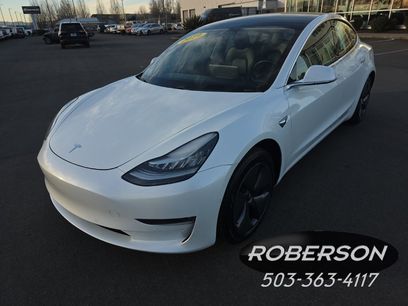 Used 2019 Tesla Model 3 Standard Range
