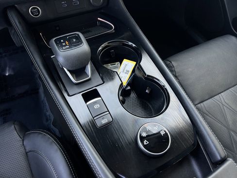 Certified 2023 Nissan Rogue Platinum w/ Platinum Premium Package image 17