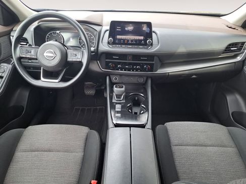 Used 2023 Nissan Rogue SV image 10