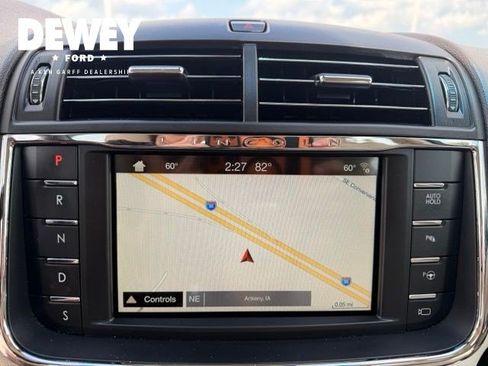 Used 2018 Lincoln Continental Reserve AWD/4WD image 23