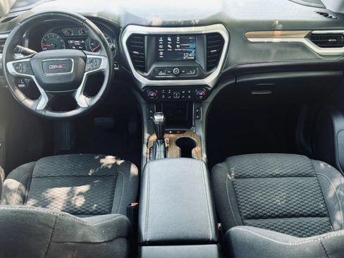 Used 2017 GMC Acadia SLE AWD/4WD image 5