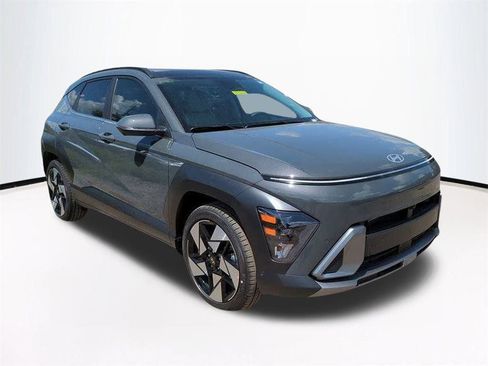 New 2026 Hyundai Kona Limited FWD image 2