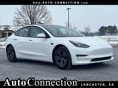 Used 2022 Tesla Model 3 Long Range image 1
