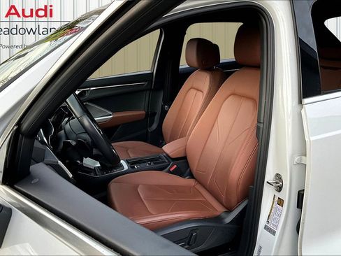 Used 2024 Audi Q3 2.0T Premium Plus image 21