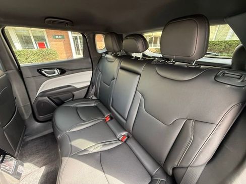 New 2026 Jeep Compass Limited image 21