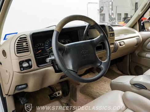 Used 1997 Chevrolet Tahoe Z71 4X4 w/ Preferred Equipment Group 3 image 4