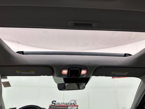 Used 2023 Hyundai Elantra Limited FWD image 19