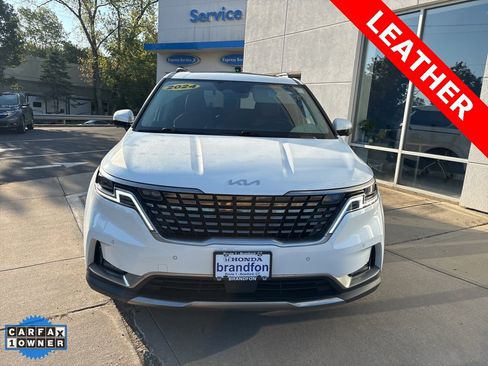 Used 2024 Kia Carnival SX Prestige image 2