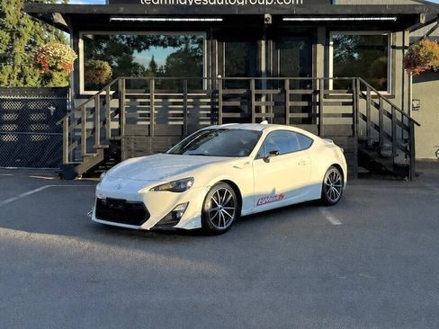 Used 2016 Scion FR-S RWD image 2