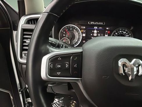 Used 2022 RAM 1500 Laramie AWD/4WD image 23