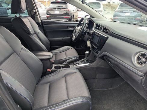 Used 2019 Toyota Corolla SE w/ Carpet Mat Package (TMS) image 31