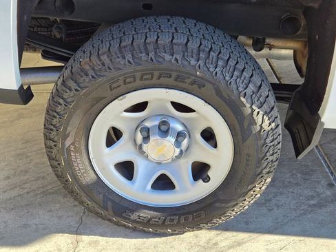 Used 2018 Chevrolet Silverado 1500 W/T image 9