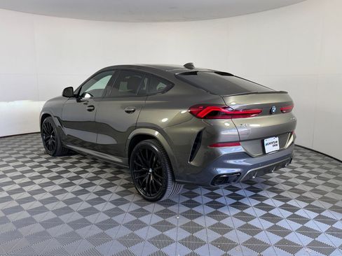 Used 2022 BMW X6 xDrive40i w/ Executive Package image 3