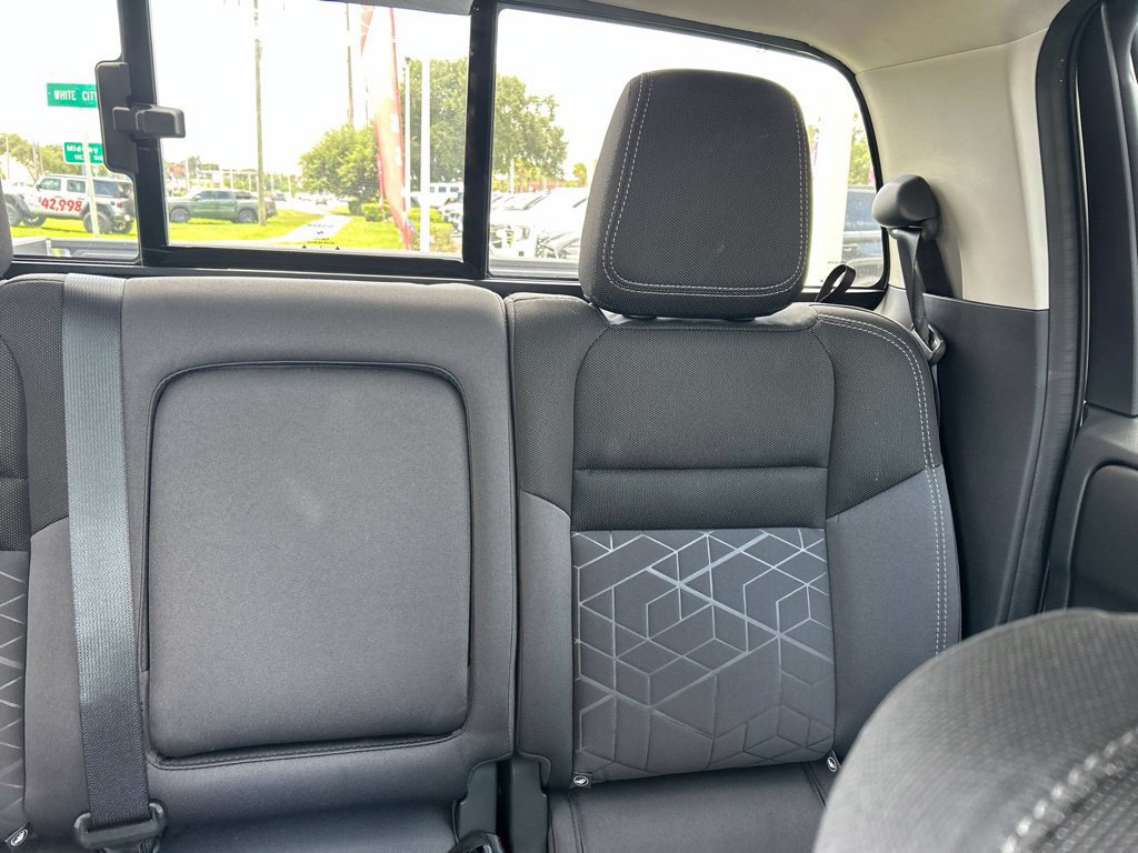 Certified 2025 Nissan Frontier SV w/ SV Convenience Package AWD/4WD image 16