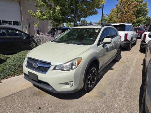 Used 2013 Subaru Crosstrek 2.0i Limited AWD/4WD image 1