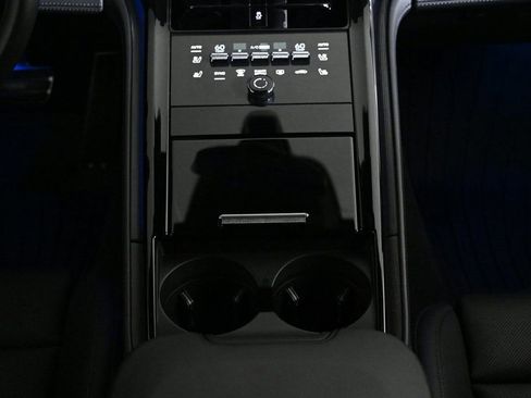 Certified 2025 Porsche Panamera 4 image 16