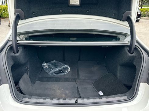 Used 2023 BMW 330i Sedan w/ Driving Assistance Package RWD image 22