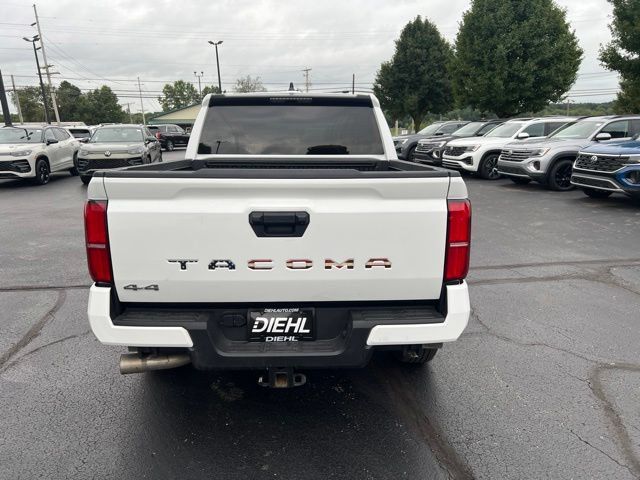 Used 2024 Toyota Tacoma SR5 AWD/4WD image 4