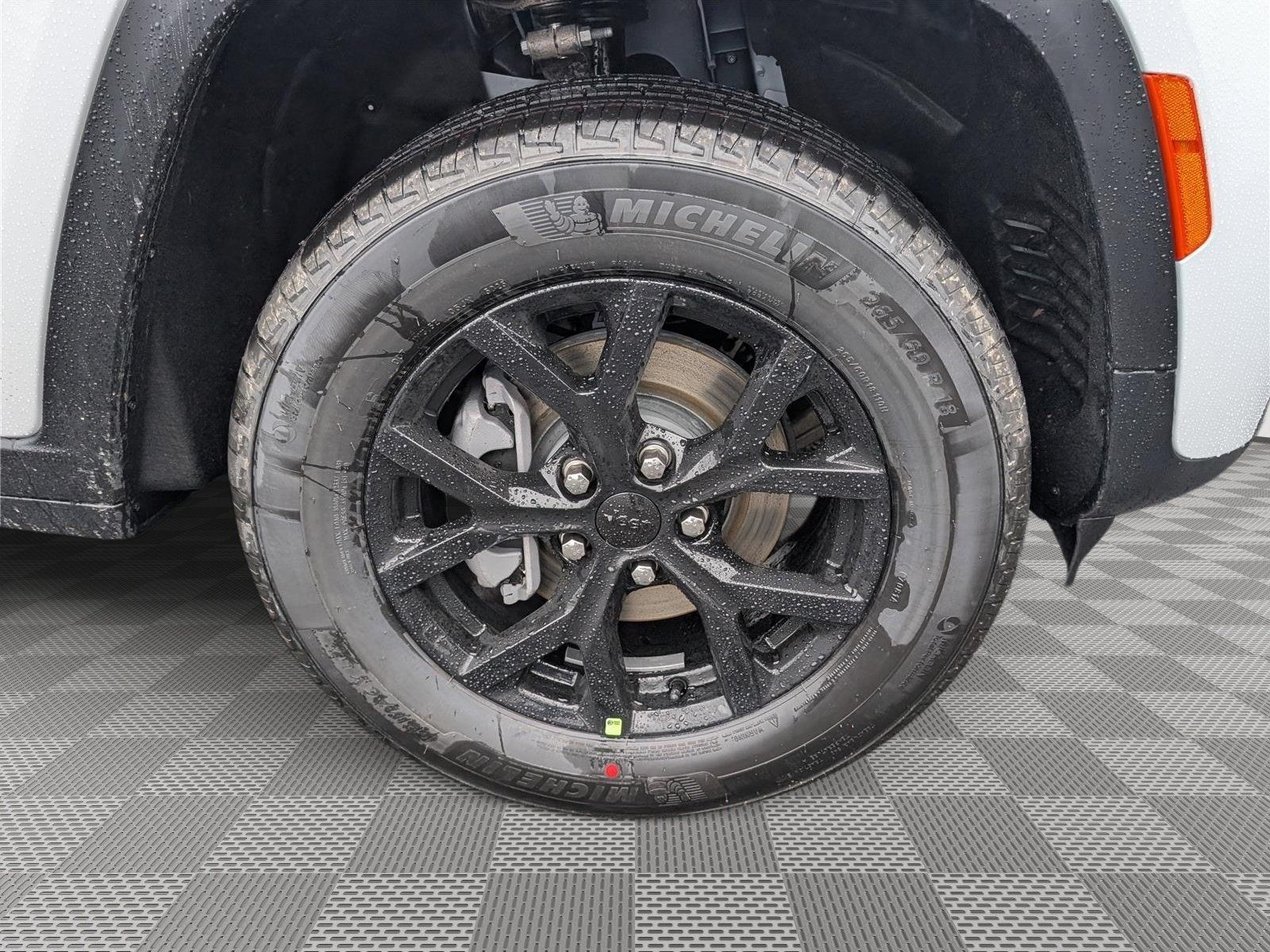 New 2026 Jeep Grand Cherokee Altitude AWD/4WD image 5