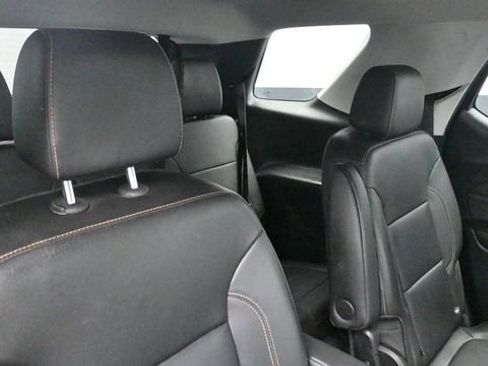 Used 2019 Chevrolet Traverse LT w/ LT Premium Package AWD/4WD image 12