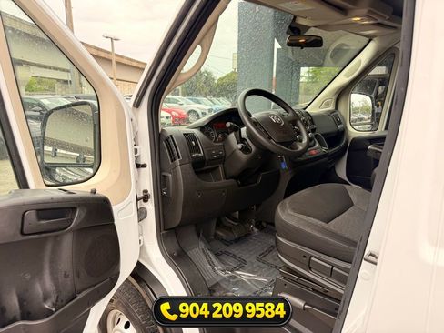 Used 2021 RAM ProMaster 2500 w/ Convenience Group FWD image 18